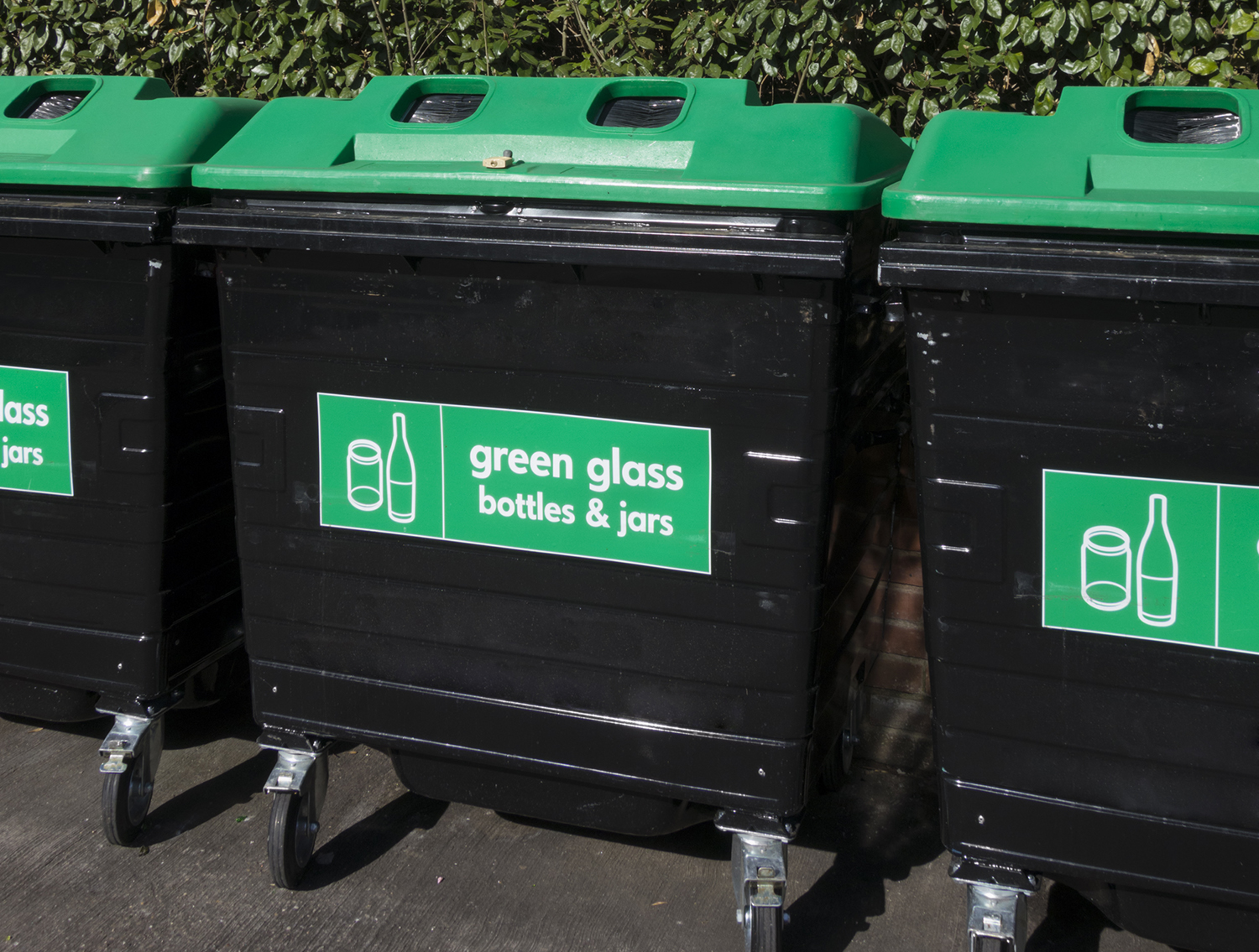 Skips/Wheelie Bins Collections Agnail Recycling Manchester